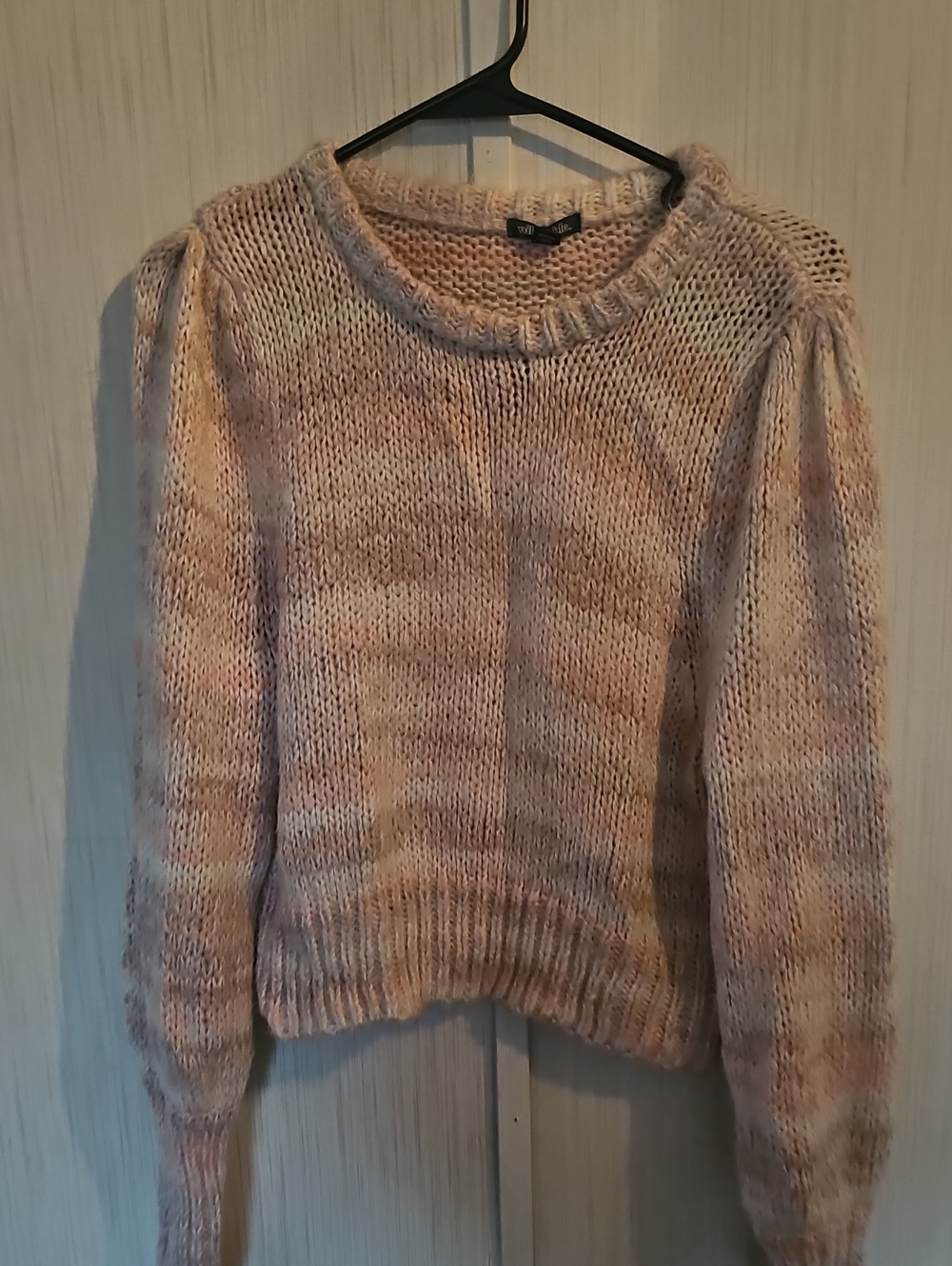 Soft Knit Women's Sweater in Blush Pink - Unbranded